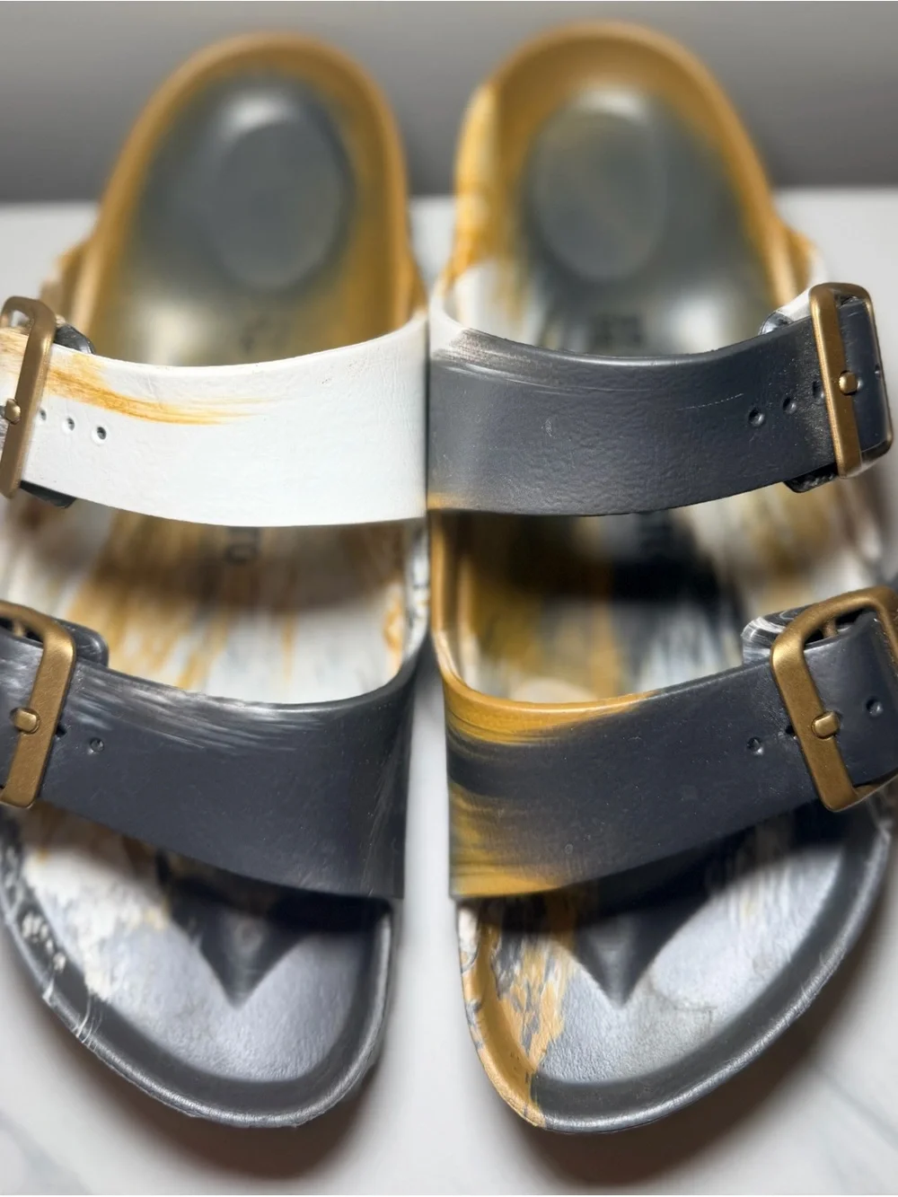 Birkenstock Arizona Metallic Sandals - Picture 4 of 8